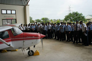 Akshayah Mat School Students Visited HIET Campus