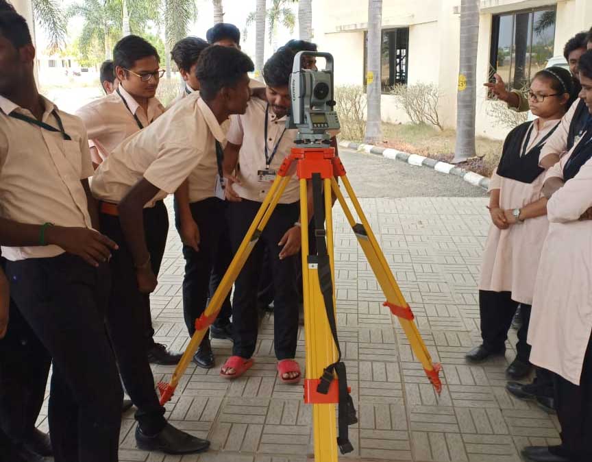 Civil Students Attended Total Station Demo Class